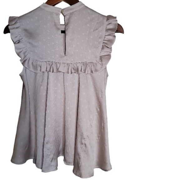 Hinge Women's Beige Keyhole Ruffle Blouse - Size S - Picture 2 of 4